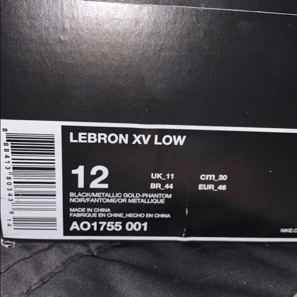 Lebron XV Low size 12 - Picture 2 of 3